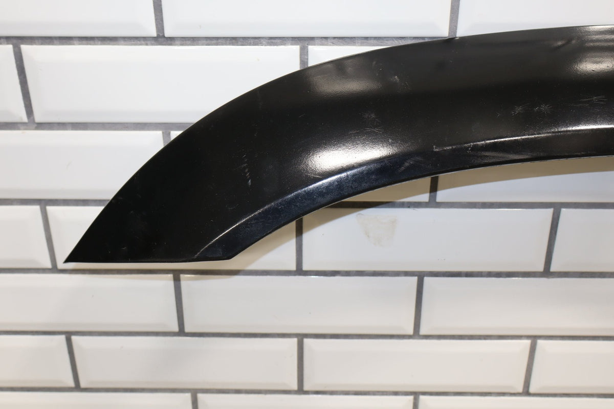 94-96 Pontiac Grand Prix Coupe Right Quarter Molding SE