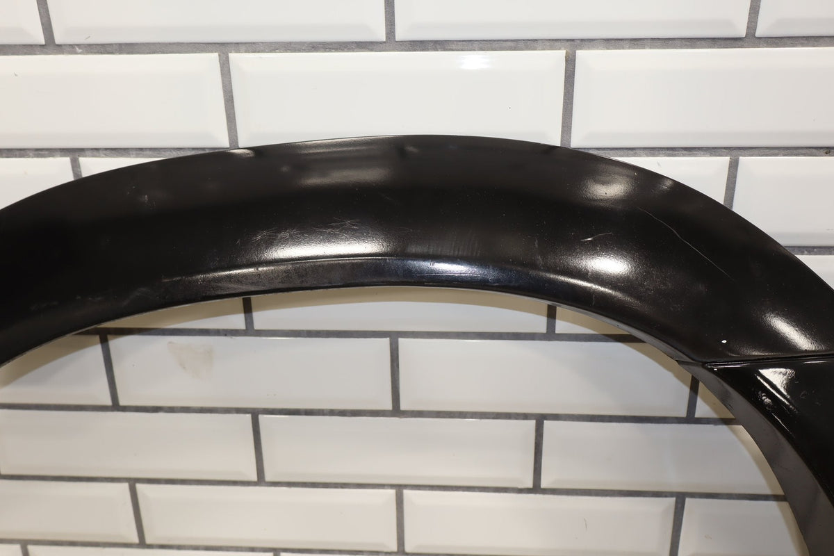 94-96 Pontiac Grand Prix Coupe Right Quarter Molding SE