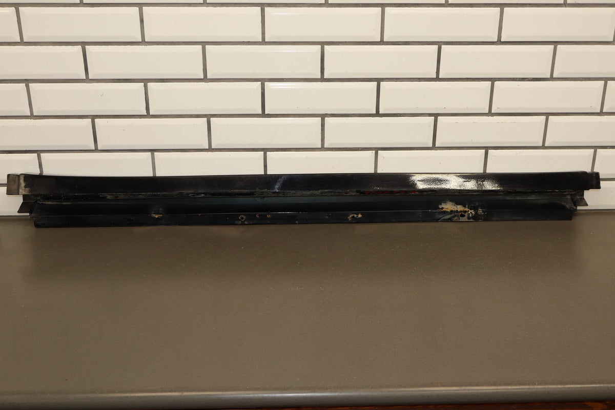 94-96 Pontiac Grand Prix Coupe Rocker Molding Pair SE (Chips)