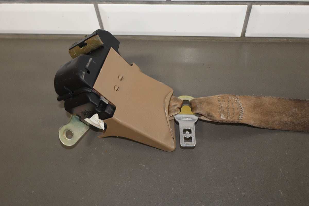 94-96 Pontiac Grand Prix Left Front Seat Belt (Beige 64)