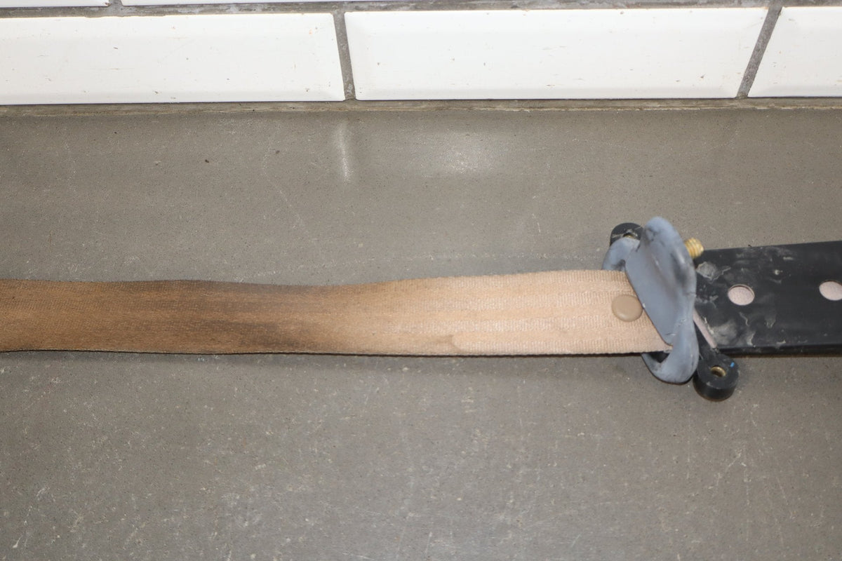 94-96 Pontiac Grand Prix Left Front Seat Belt (Beige 64)