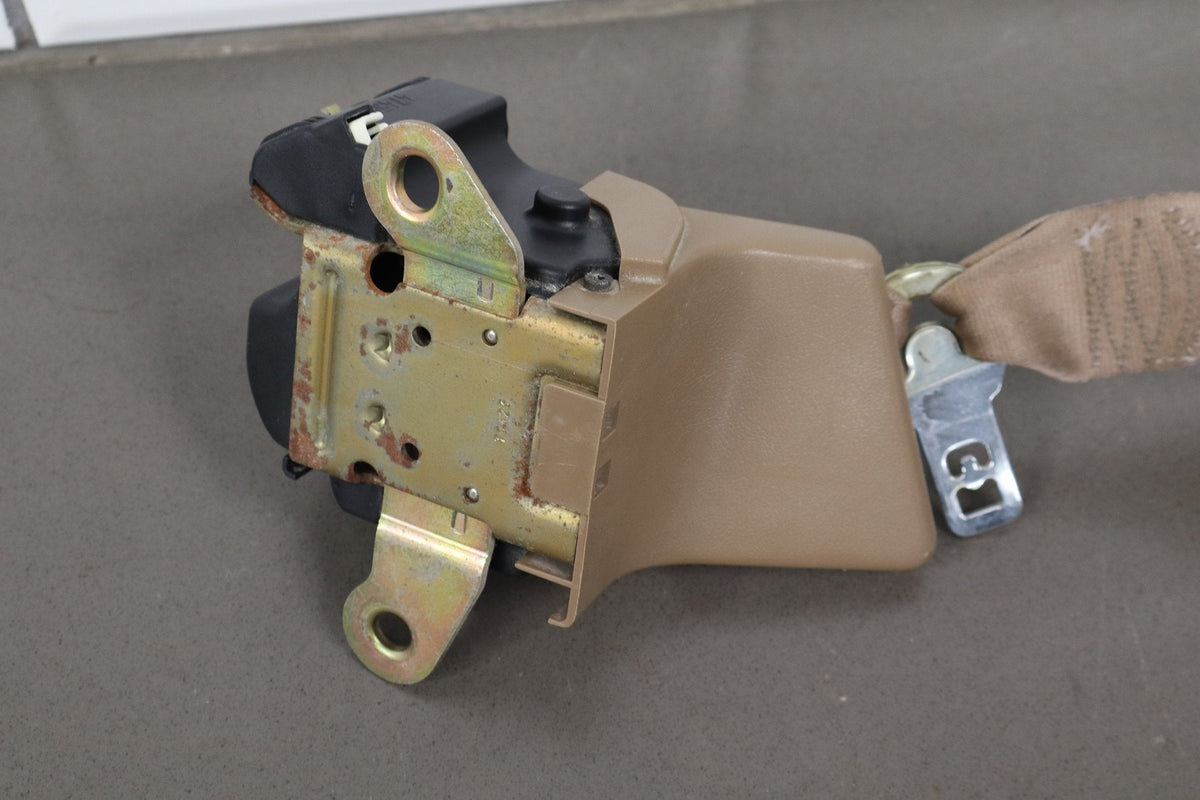 94-96 Pontiac Grand Prix Right Front Seat Belt (Beige 64)