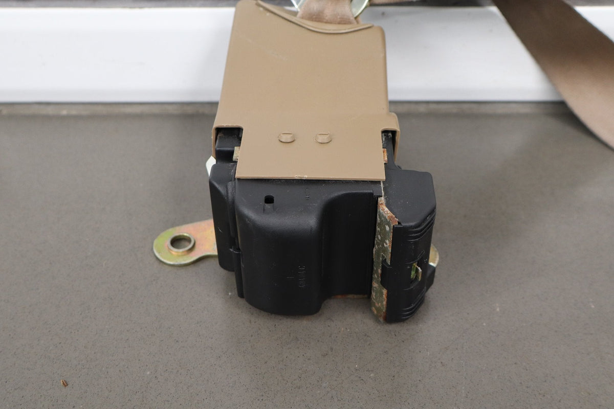 94-96 Pontiac Grand Prix Right Front Seat Belt (Beige 64)