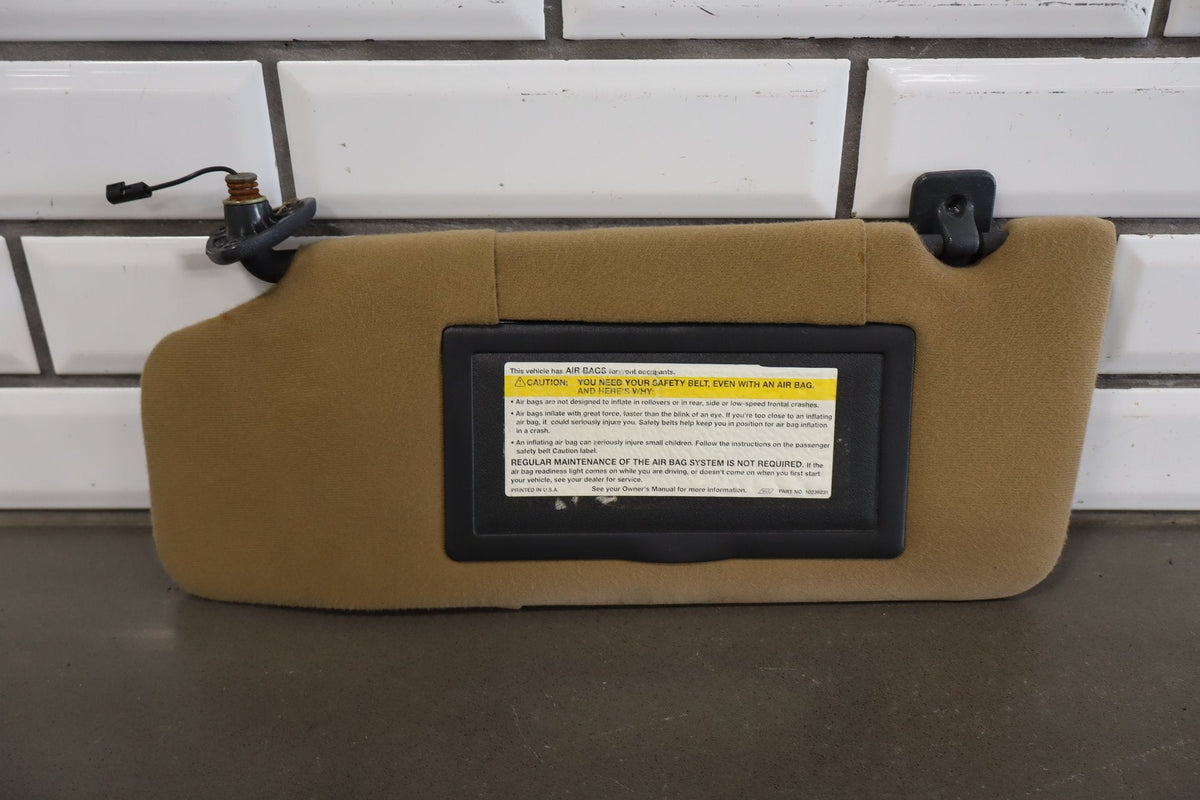 94-96 Pontiac Grand Prix Sun Visor Pair Lighted (Beige 64 Tear)