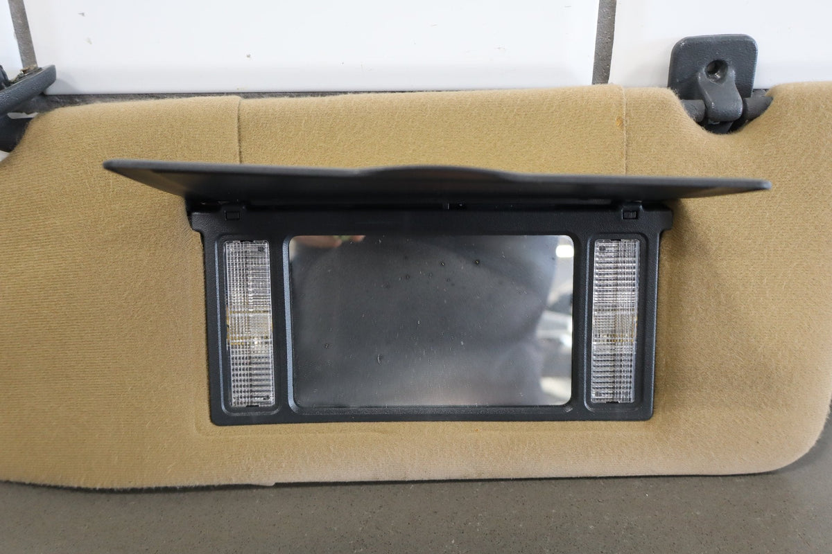 94-96 Pontiac Grand Prix Sun Visor Pair Lighted (Beige 64 Tear)