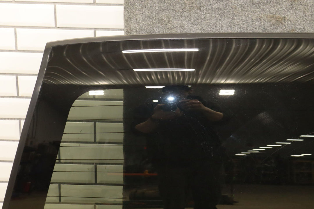 94 - 99 Chevy Suburban Tahoe Yukon OBS GMT400 Rear Liftgate Glass with Wiper OEM