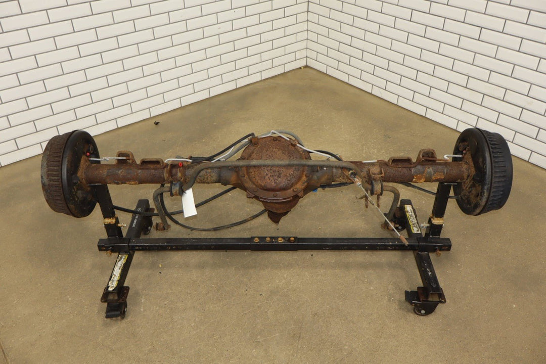 95 - 00 Chevy Tahoe Suburban Escalade GMT400 10 Bolt Rear Axle (3.73 GT4) 4x4