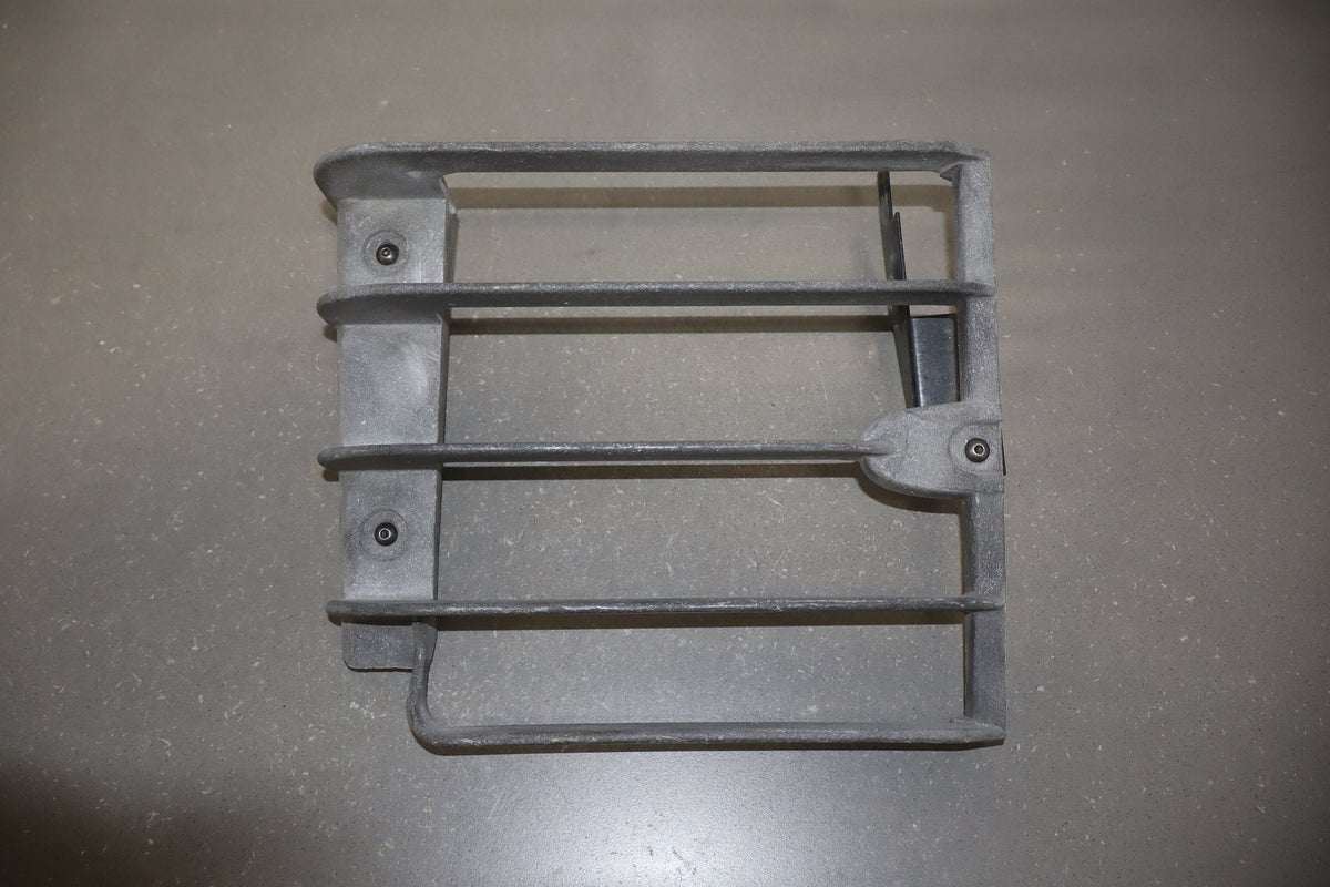 95-02 Land Rover Range Rover P38 Light Guard Genuine With Bracket And Hardware
