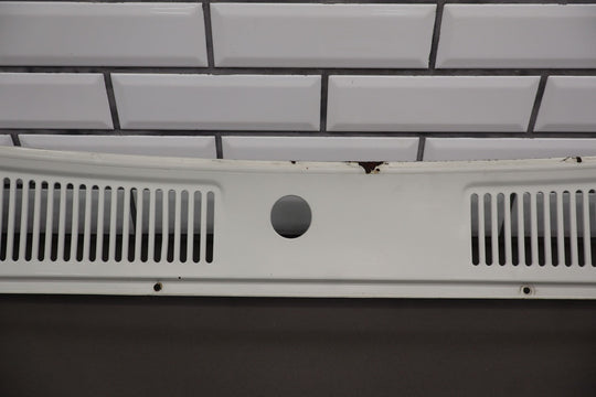 95 - 97 Land Cruiser 96 - 98 LX450 Metal Cowl Vent Panel (White 045)