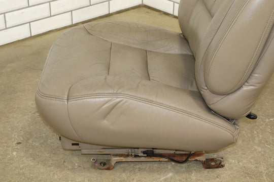 95 - 98 Chevy GMC C/K Truck GMT400 Right Front Seat Leather Neutral (522)