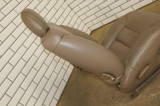 95 - 98 Chevy GMC C/K Truck GMT400 Right Front Seat Leather Neutral (522)