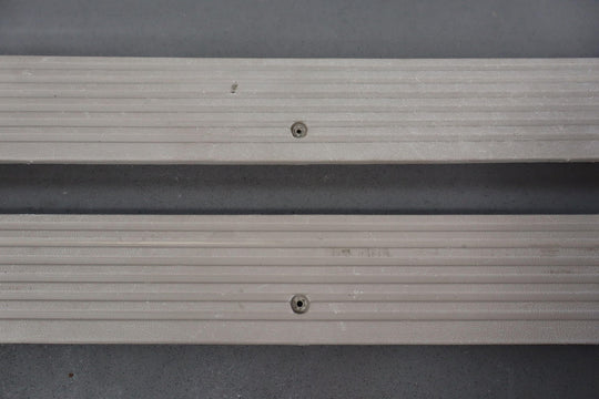 95 - 98 Chevy GMC GMT400 Extended Cab Sill Plates Left/Right Neutral 52D