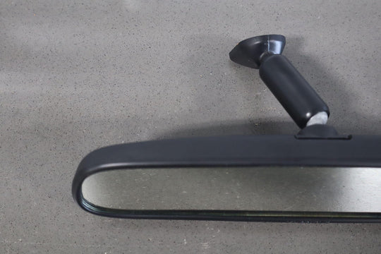 95 - 98 Chevy GMC GMT400 Interior Rear View Mirror Manual Dimming