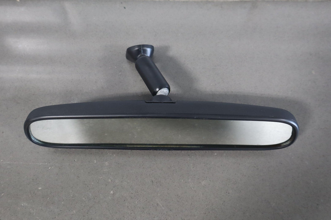 95 - 98 Chevy GMC GMT400 Interior Rear View Mirror Manual Dimming