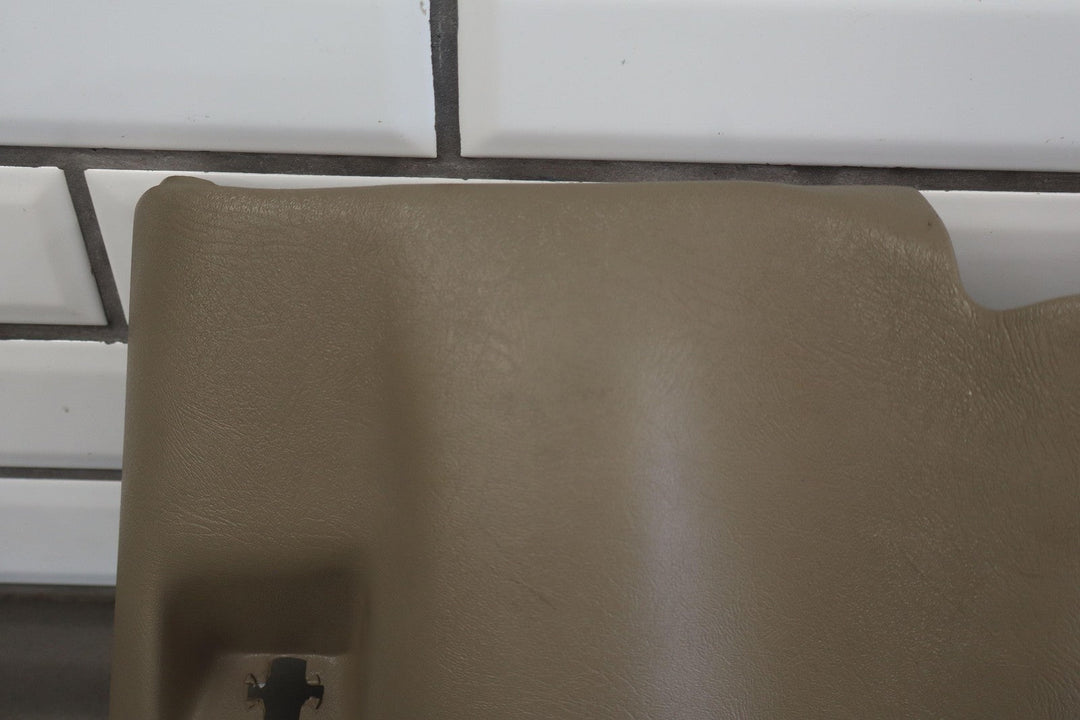 95 - 98 Chevy GMC OBS GMT400 Knee Pad Panel Neutral 52D 15739993