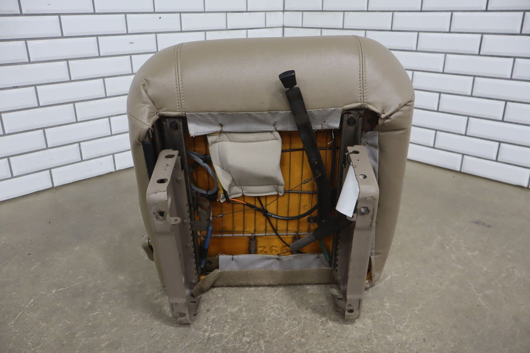 95 - 98 Chevy Suburban Tahoe GMT400 Right RH Front Leather Seat (Neutral 52D)