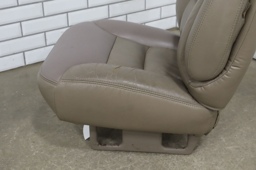 95 - 98 Chevy Suburban Tahoe GMT400 Right RH Front Leather Seat (Neutral 52D)