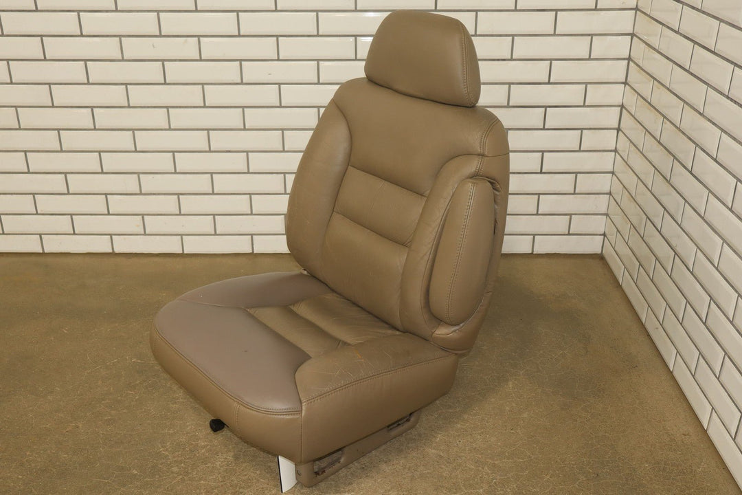 95 - 98 Chevy Suburban Tahoe GMT400 Right RH Front Leather Seat (Neutral 52D)