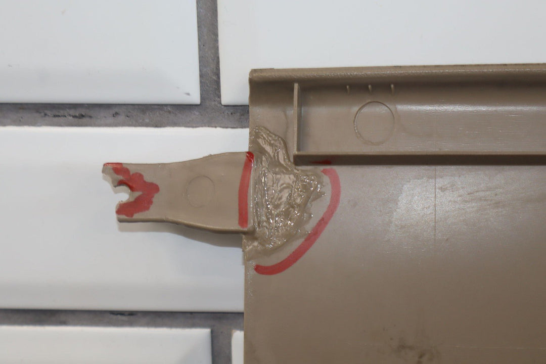 95 - 99 Chevy GMC GMT400 Extended Cab Back Wall Upper Trim (Neutral 52D)