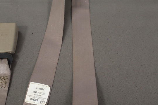 95 - 99 Chevy GMC GMT400 Extended Cab Left Rear Seat Belt Buckle Neutral 52D