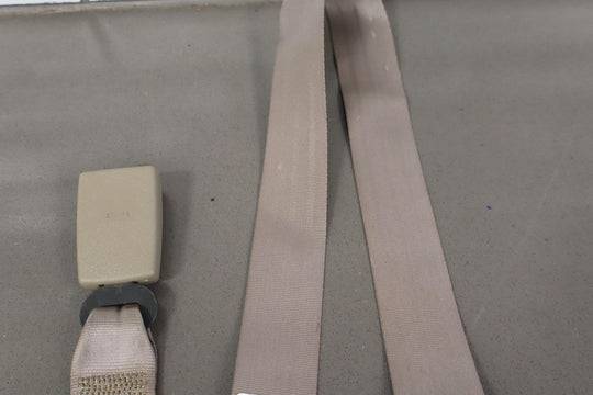 95 - 99 Chevy GMC GMT400 Extended Cab Left Rear Seat Belt Buckle Neutral 52D