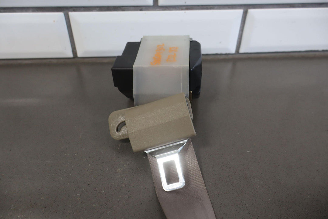 95 - 99 Chevy GMC GMT400 Extended Cab Right Rear Seat Belt Retractor (Neutral 52D)