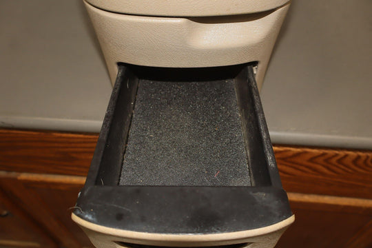 95 - 99 Chevy GMC GMT400 OEM Center Floor Console Neutral (52D)