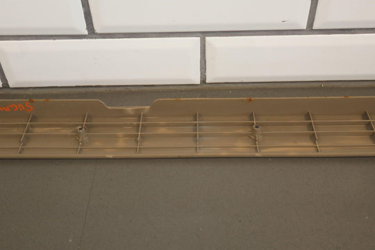 95 - 99 Chevy GMC Suburban GMT800 8 Piece Sill Plate Set Neutral 52U Kick Panels