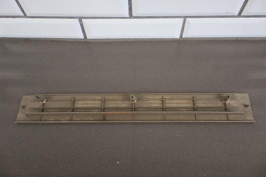 95 - 99 Chevy GMC Suburban GMT800 8 Piece Sill Plate Set Neutral 52U Kick Panels