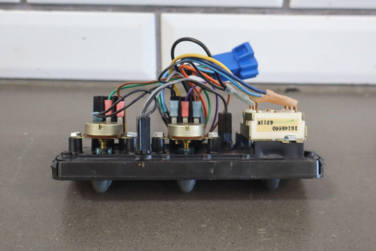 95 - 99 GMC Suburban GMT400 Overhead Climate Control Panel