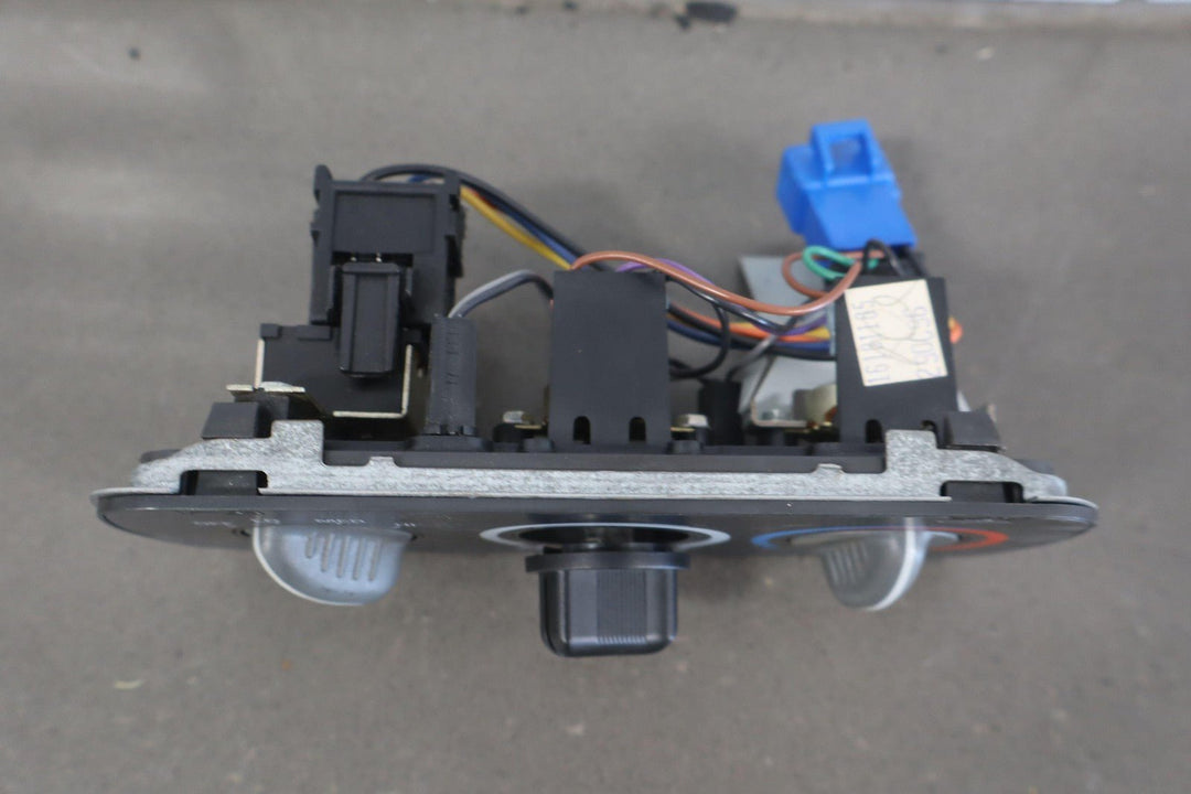 95 - 99 GMC Suburban GMT400 Overhead Climate Control Panel