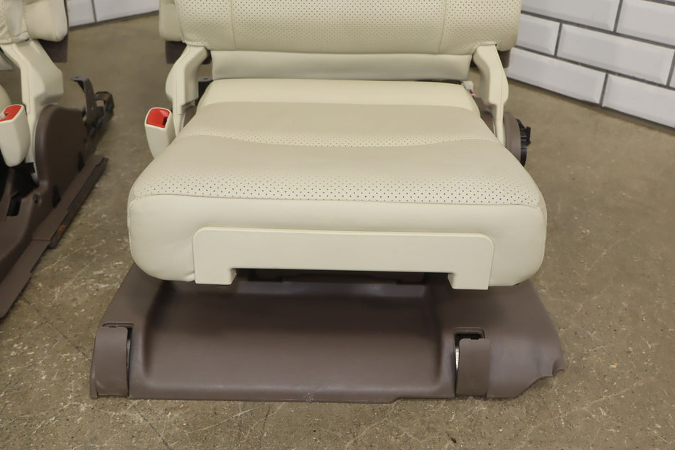 3rd Seat, 2011, Lexus, GX460