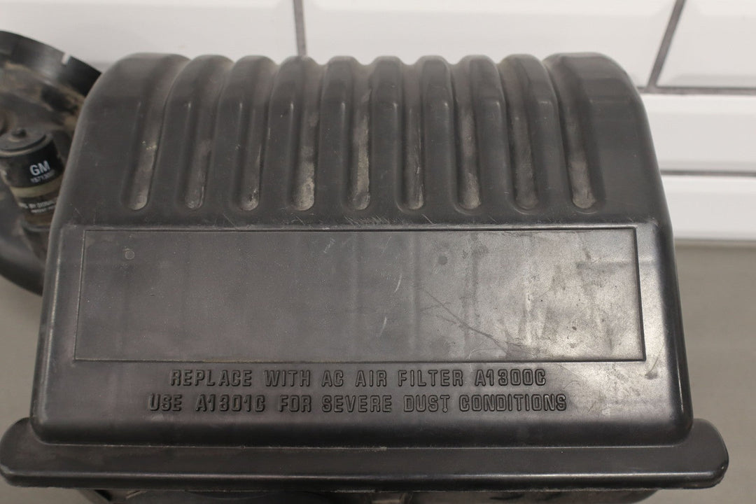 96 - 00 Chevy GMC Truck SUV GMT400 5.7L L31 Air Cleaner Assembly