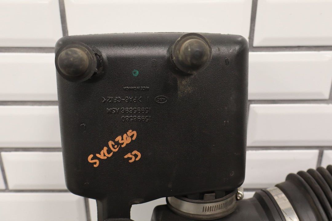 96 - 00 Chevy GMC Truck SUV GMT400 5.7L L31 Air Cleaner Assembly