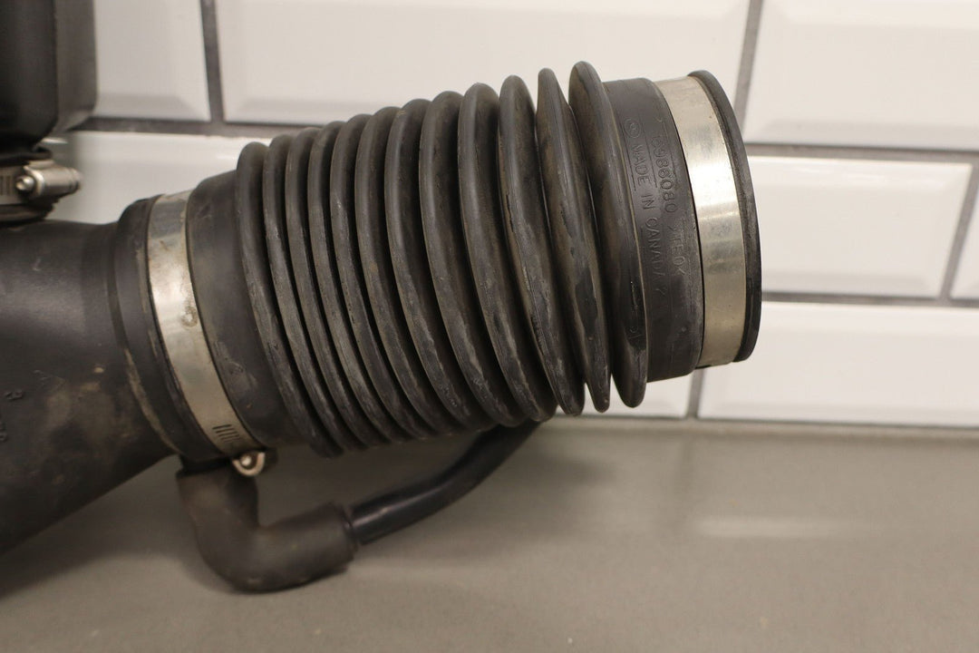 96 - 00 Chevy GMC Truck SUV GMT400 5.7L L31 Air Cleaner Assembly