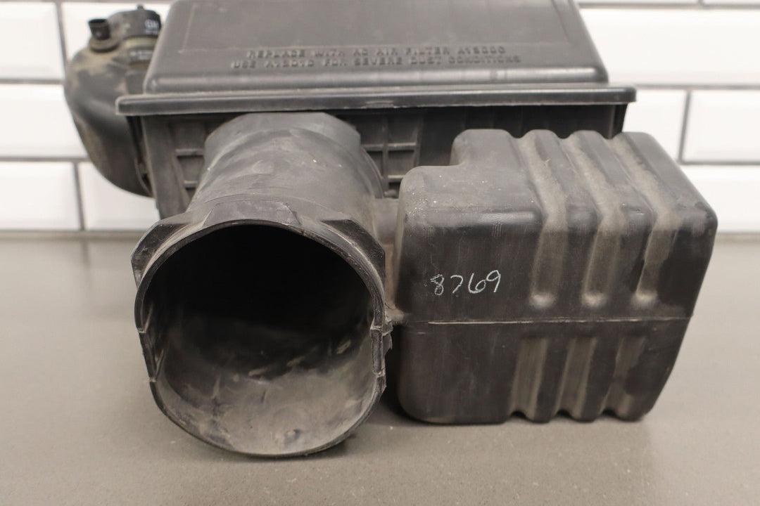 96 - 00 Chevy GMC Truck SUV GMT400 5.7L L31 Air Cleaner Assembly