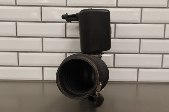 96 - 00 Chevy GMC Truck SUV GMT400 5.7L L31 Air Cleaner Assembly