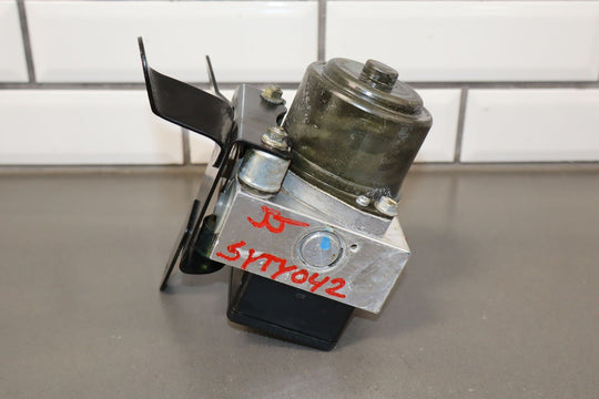 96 - 00 Toyota 4Runner ABS Anti Lock Brake Pump & Module W/Bracket