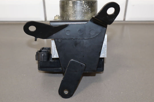 96 - 00 Toyota 4Runner ABS Anti Lock Brake Pump & Module W/Bracket
