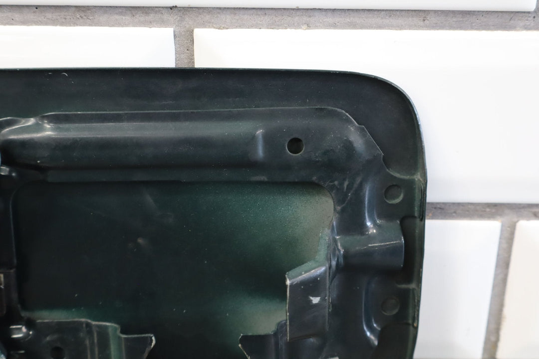 96 - 00 Toyota 4Runner Gasoline Fuel Filler Door (Imperial Jade Mica 6Q7) W/Hinge
