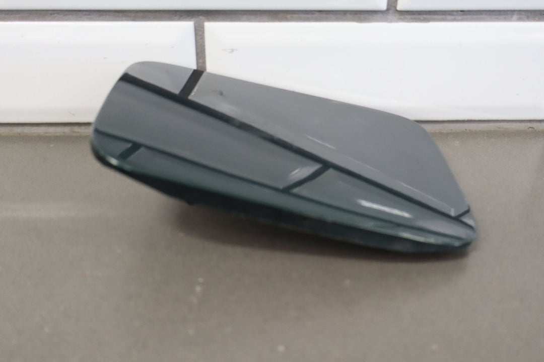 96 - 00 Toyota 4Runner Gasoline Fuel Filler Door (Imperial Jade Mica 6Q7) W/Hinge