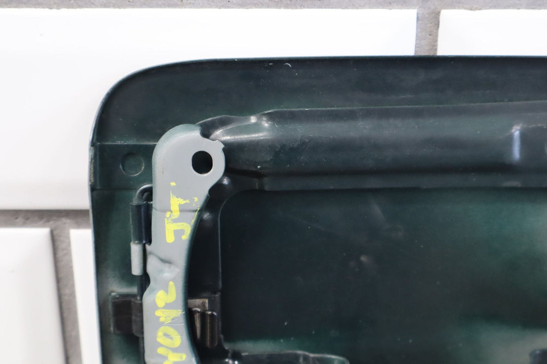 96 - 00 Toyota 4Runner Gasoline Fuel Filler Door (Imperial Jade Mica 6Q7) W/Hinge