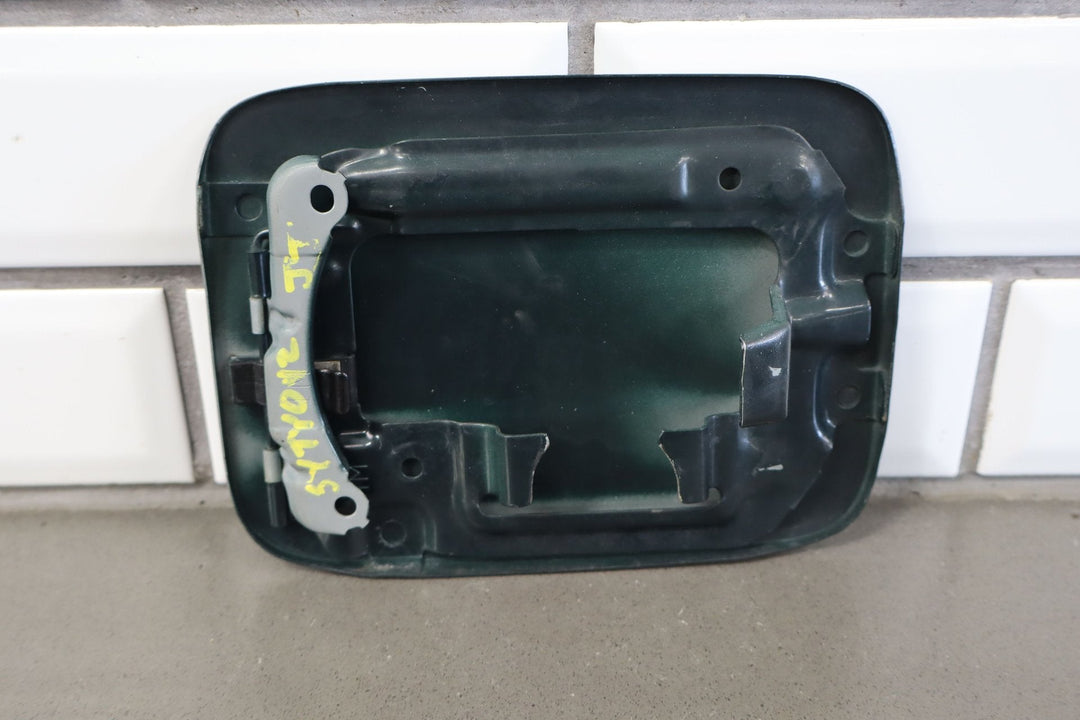 96 - 00 Toyota 4Runner Gasoline Fuel Filler Door (Imperial Jade Mica 6Q7) W/Hinge