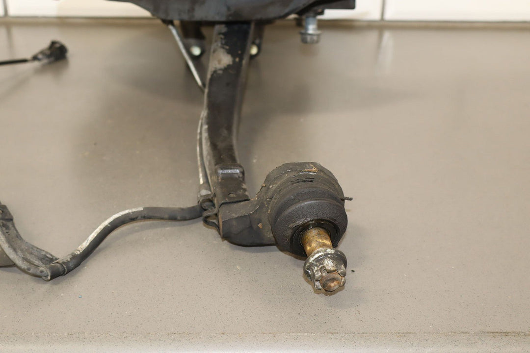 96 - 02 Toyota 4Runner (4x2 ABS) Left Driver Front Spindle