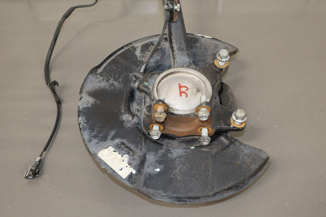 96 - 02 Toyota 4Runner (4x2 ABS) Left Driver Front Spindle