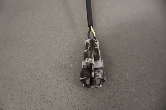 96 - 02 Toyota 4Runner (4x2 ABS) Left Driver Front Spindle