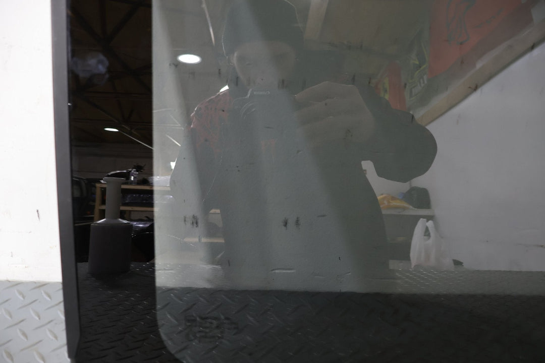 96 - 14 GMC Savanna 1500 Van Rear Left Forward Door Window Glass (Privacy Tint)