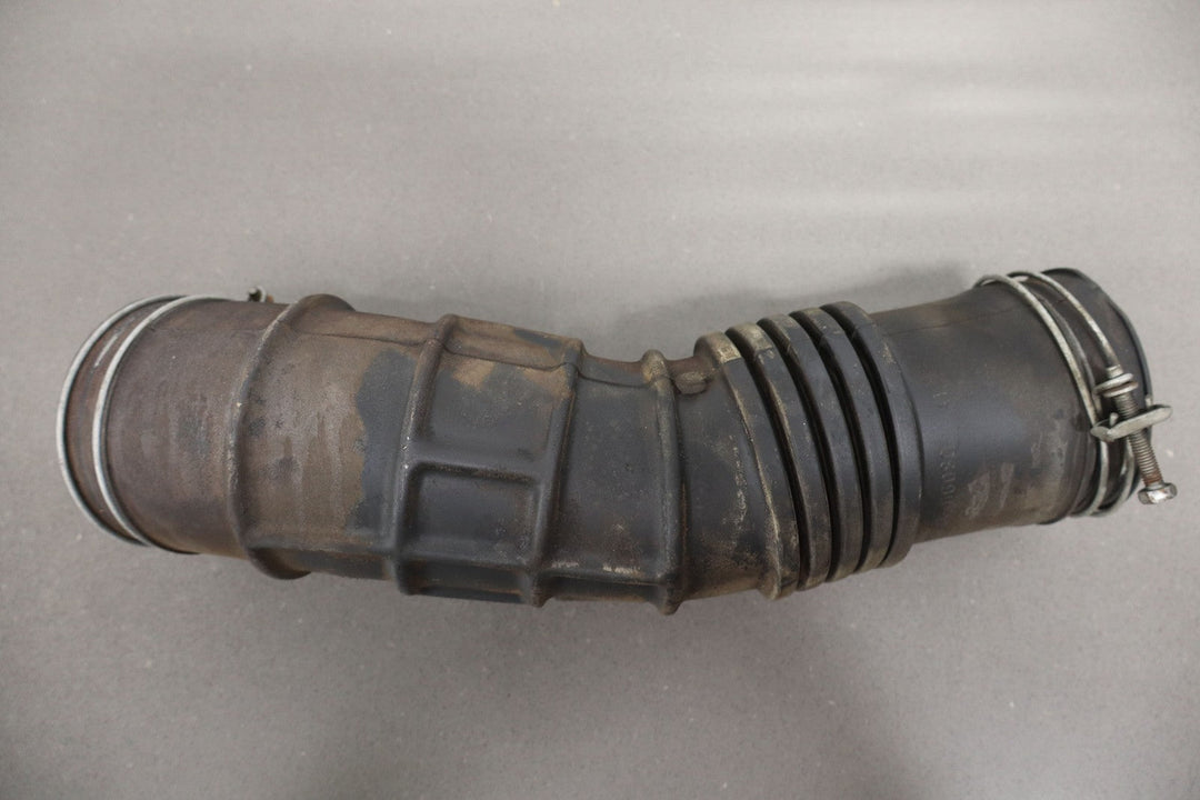 96 - 97 Lexus LX450 / Land Cruiser 4.5L OEM Air Cleaner Intake Tube Only