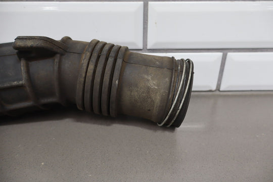 96 - 97 Lexus LX450 / Land Cruiser 4.5L OEM Air Cleaner Intake Tube Only