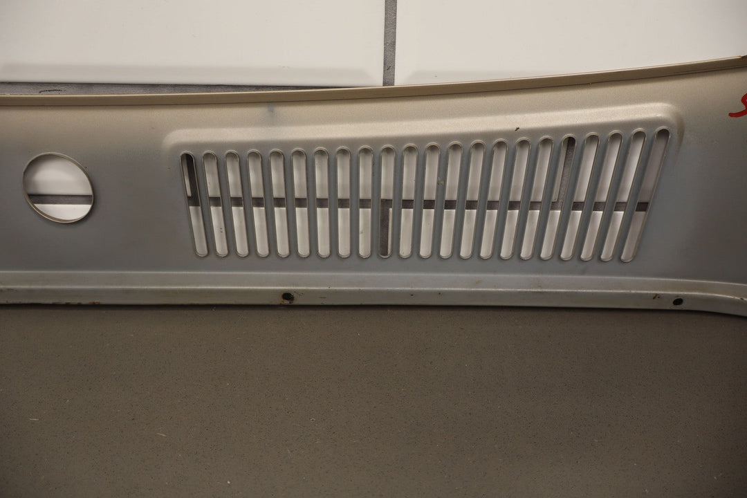 96 - 98 Lexus LX450 Metal Cowl Vent Panel (Cashmere Beige 4M9)